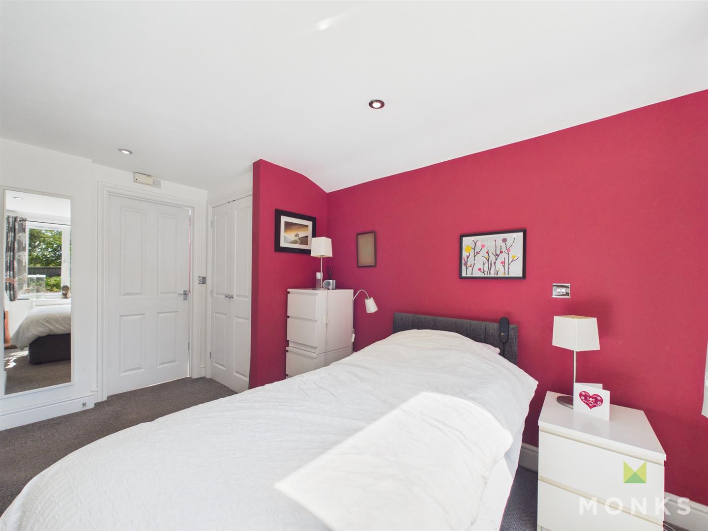 110 Monkmoor Road, Shrewsbury, SY2 5BN For Sale